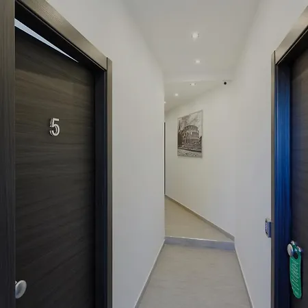 Domus Arena Gæstehus 4*